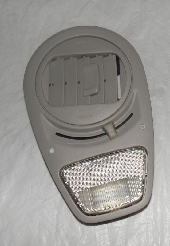Honda odyssey 1999-2004 oem rear overhead a/c heater dome light air vent
