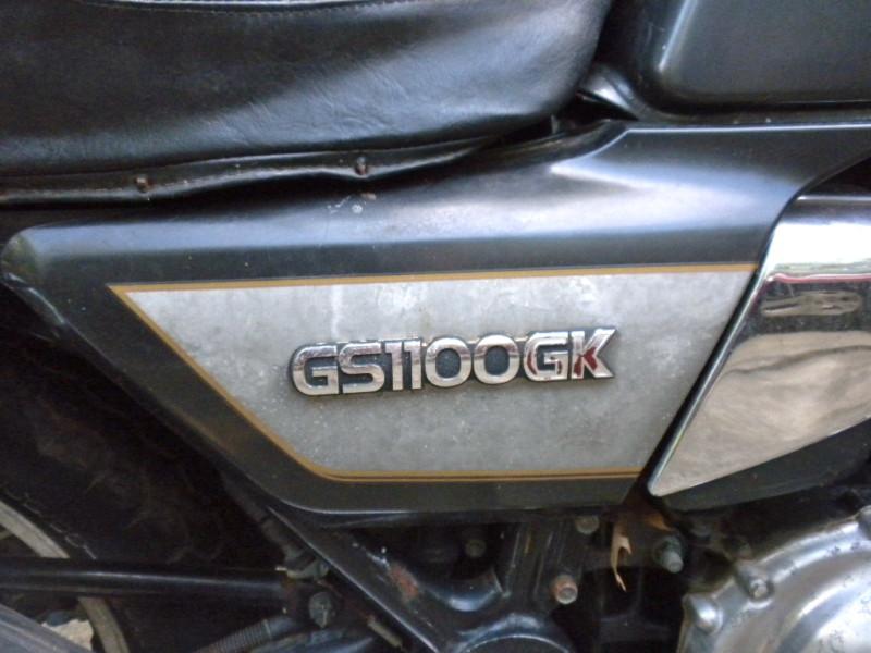 Suzuki gs1100gk gs1100 gk right side cover  nice used cover w/ all pins in place