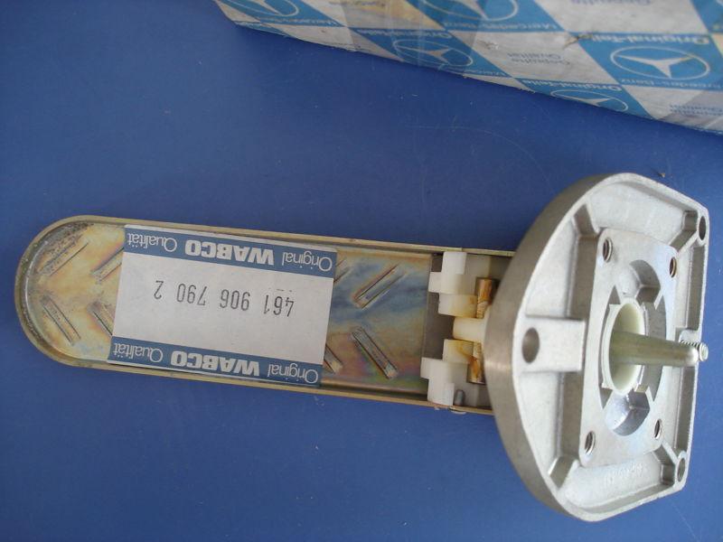 Mercedes Benz truck brake pedal 1113 1114 1315 1316 1319 1320 1420 0004300018 , US $379.00, image 3