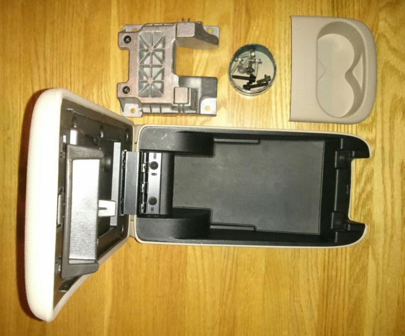 Purchase “0510 CHEVY COBALT ARMREST CENTER CONSOLE COMPLETE WITH