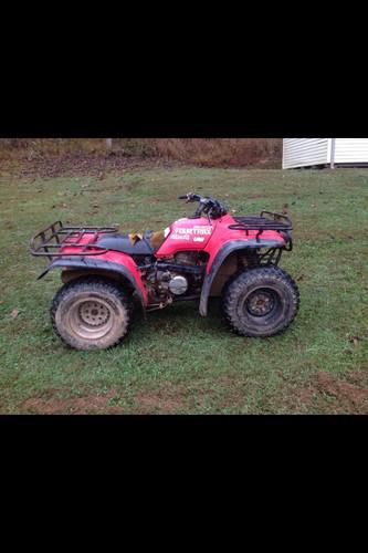 Honda 300 fourtrax fourwheeler  parts only parts fourwheeler