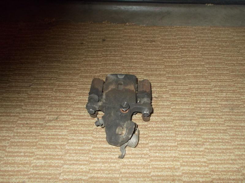 2005 hyundai tiburon used left rear brake caliper. in perfect working condition