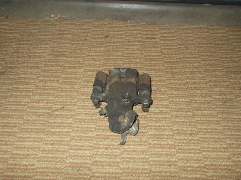 2005 Hyundai Tiburon used left rear brake caliper. In perfect working condition, US $40.00, image 2