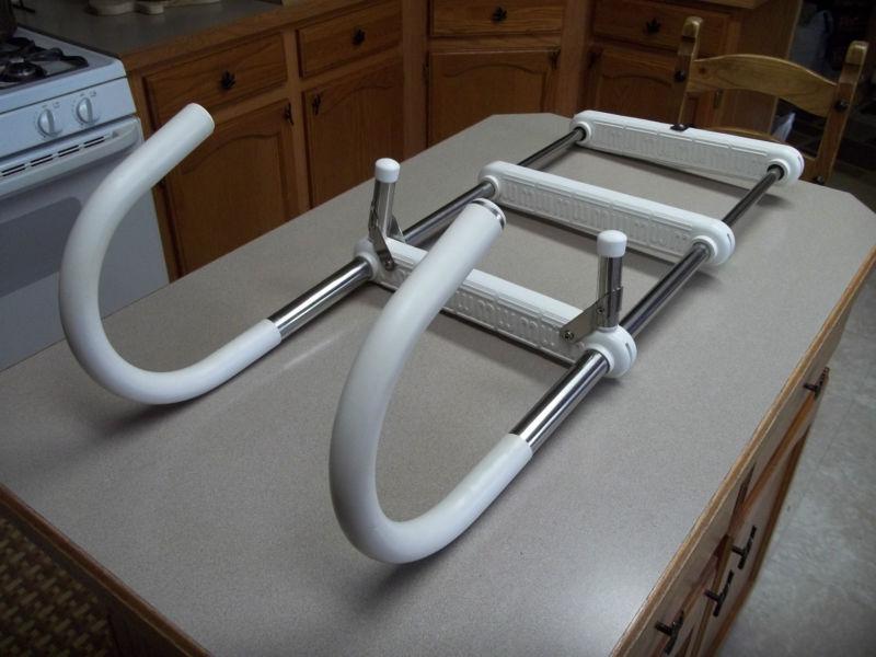 Purchase WINDLINE TGL3 TELESCOPING 3 STEP GUNWALE HOOK BOAT LADDER