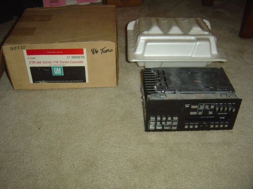 1986 oldsmobile toronado nos gm delco am fm stereo cassette with equalizer