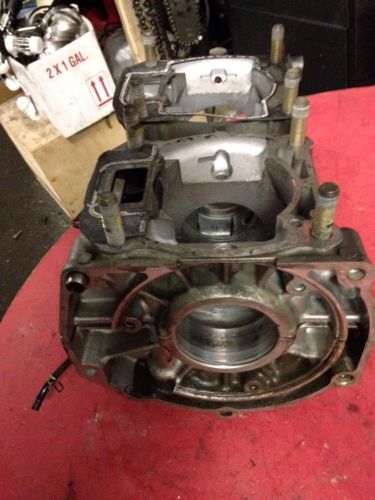 2003 polaris 550 rmk sled crankcase
