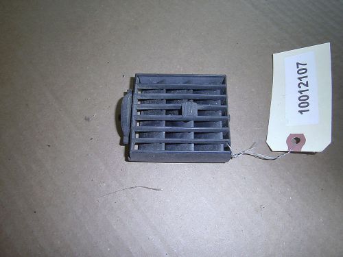 Rh instrument cluster a/c vent - 88-94 chevy/gmc truck - 92-94 suburban blazer
