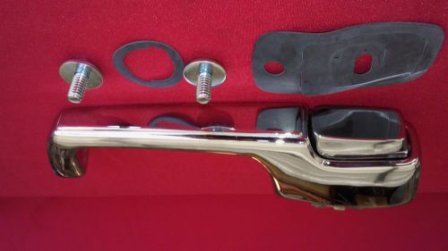 Chevrolet,gmc  pick ups,blazer and suburbans  left side exterior door handle.