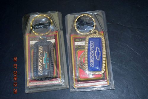 Chevy blazer car logo emblem metal gold key chain keychain key ring vintage usa