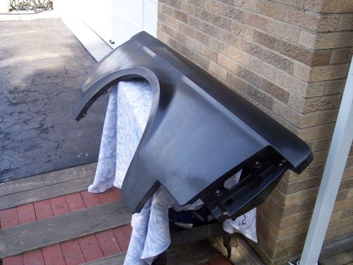 Nos 1968-1971 lincoln mark iii front fenders   pass side