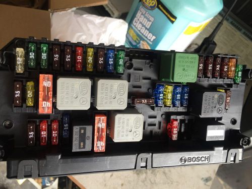 Control unit mercedes-benz ( fuse box)