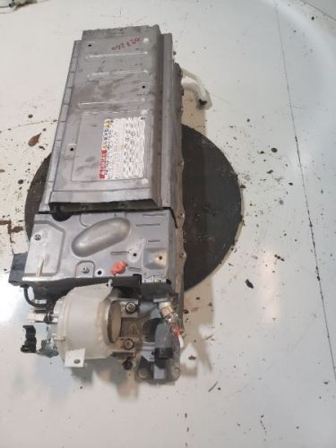 Battery hybrid battery thru 10/10 fits 10-11 prius 1095595