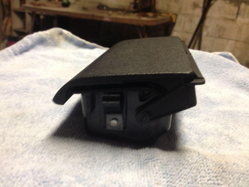 98 99 00 01 02 B5 Audi A4 Rear Ash Tray Blue, US $15.00, image 3