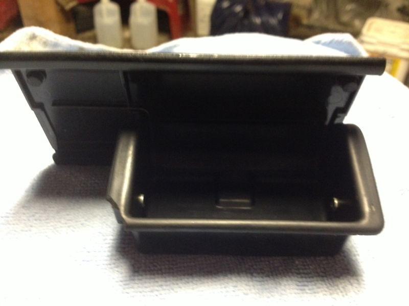 98 99 00 01 02 B5 Audi A4 Rear Ash Tray Blue, US $15.00, image 4