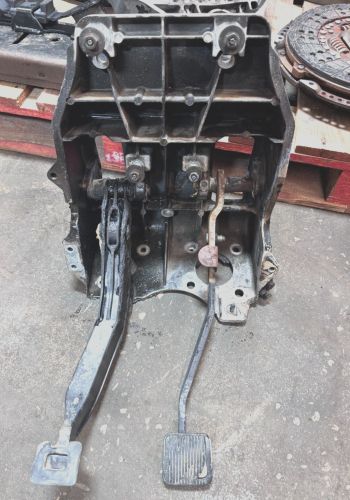 G56 Manual Transmission 6 Speed 4 x 4 2006 Dodge Ram 3500 5.9L Diesel, US $6,100.00, image 15