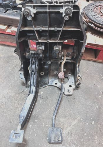 G56 Manual Transmission 6 Speed 4 x 4 2006 Dodge Ram 3500 5.9L Diesel, US $6,100.00, image 34