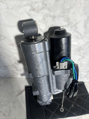 POWER TRIM & TILT ASSY 6D8-43800-01-8D Yamaha Outboard 75hp 90hp F90 F75 2011, US $699.95, image 4