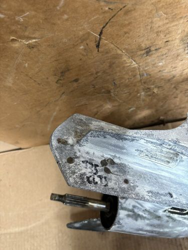 Johnson Evinrude 25-35hp Outboard 20”Lower Unit Gearcase Foot, US $275.00, image 2