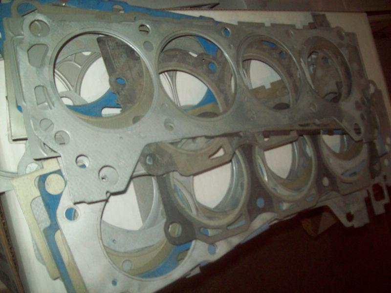 Oem ford head gaskets- lot of 20 for vintage ford engines