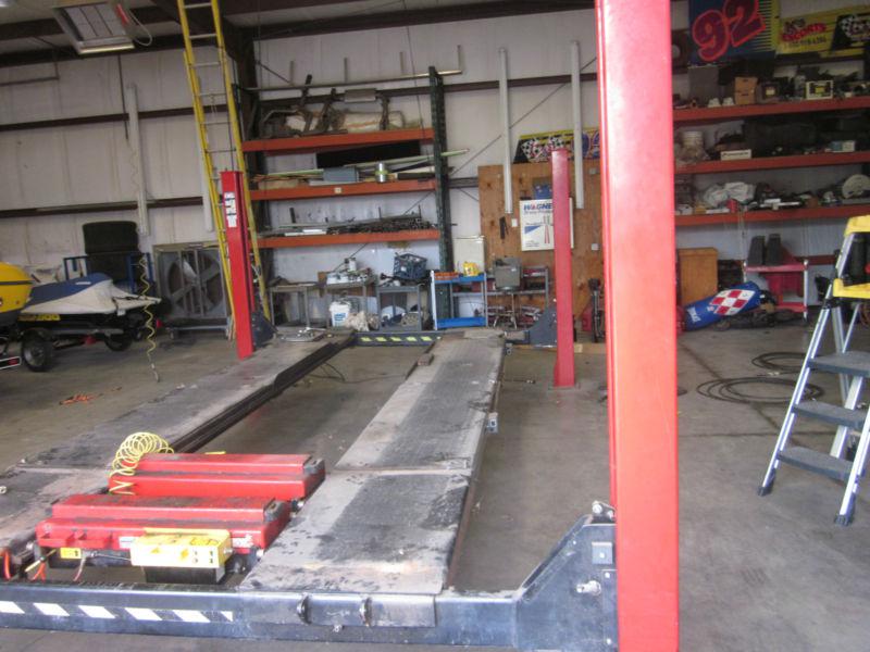 Purchase Snapon Wheeltronics 12000lb alignment 4 post lift & SUN