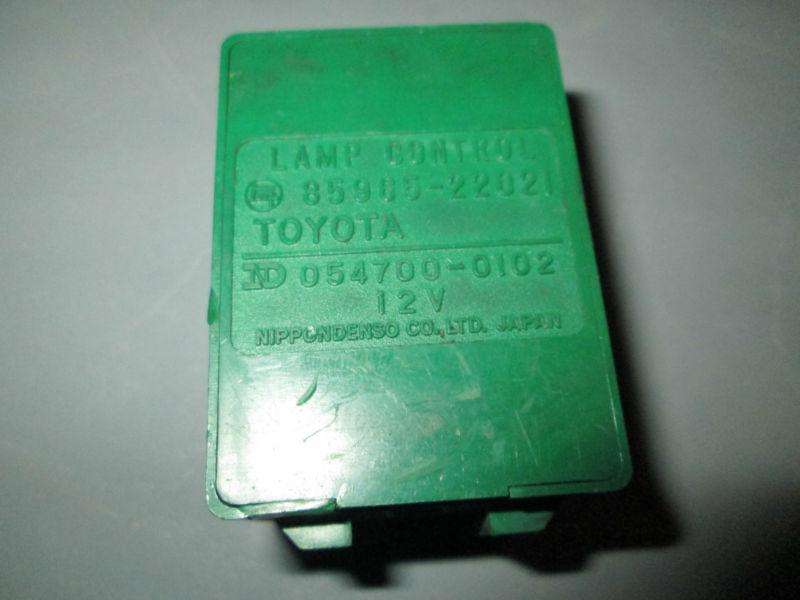 Toyota 85965 - 22021 room lamp control relay switch mr2 celica 90s green fuse