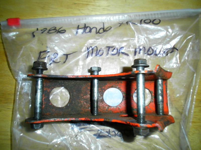 Purchase HONDA 1986 XR100R XR100 R FRONT MOTOR MOUNT BRAKET BODY ENGINE