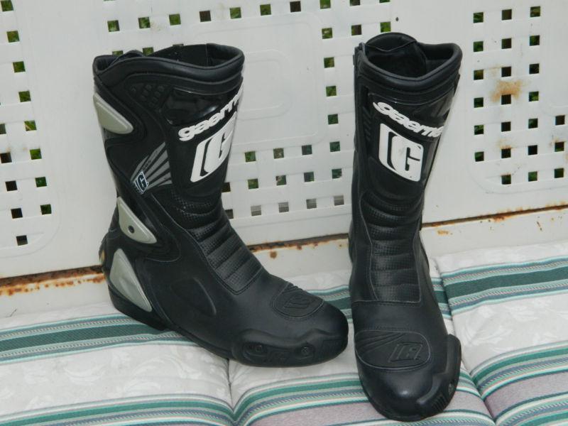 Gaerne g.b.s system g.p. motor cycle boots size 11