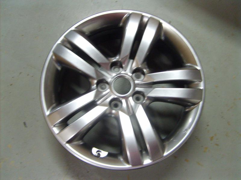 2009-2010 kia optima/magentis wheel, 17x6.5, 10 spoke hyper silver (smoked)