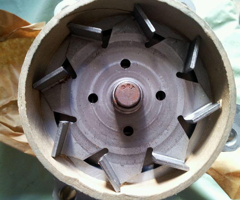 Purchase Water Pump Ford in Jamaica, New York, US, for US 5.00