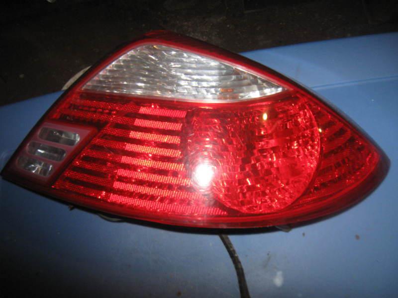 Purchase Kia Rio Passenger Right Tail Light RH 0002 Factory Original