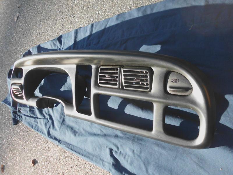 1999 Dodge Ram Dashboard