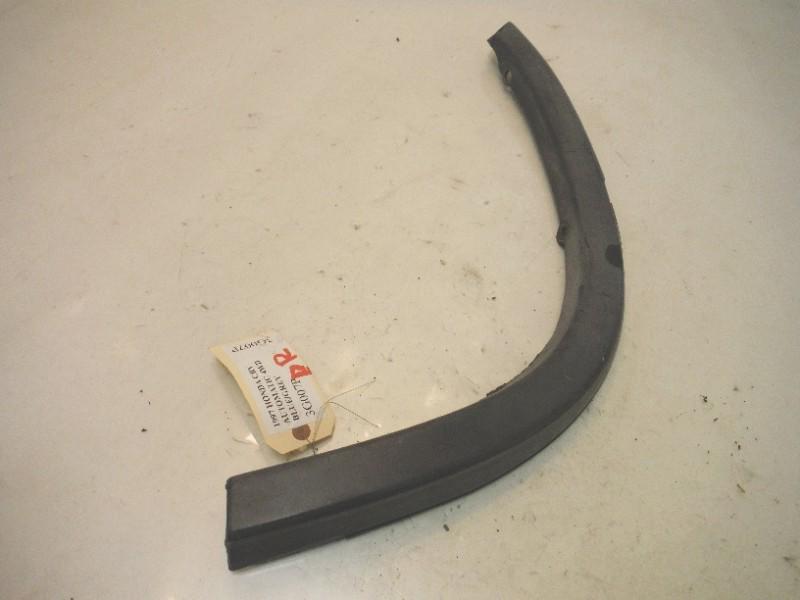 1997 honda crv 4wd driver passenger rear fender flare pair oem