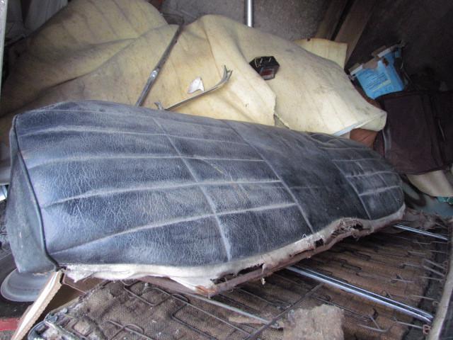 1972 GRAN TORINO SPORT FRONT AND BACK SEATS(new photo's), US $49.99, image 4