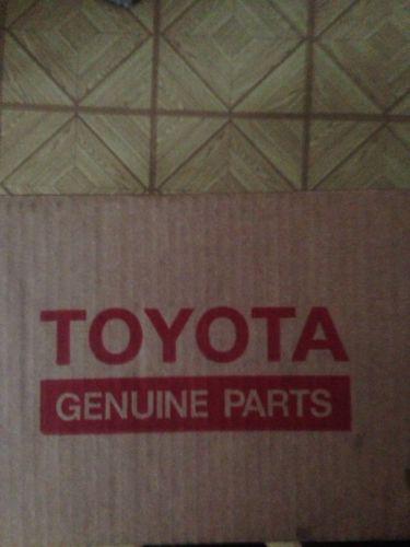 07 Camry Oem Radiator, US $275.00, image 2