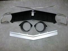 1970 mustang grill and molding kit, std, nice repro