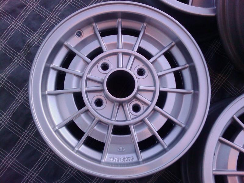 4 toyo kogyo wheels mazda 818 13"x6j 4x110 - ship worlwide