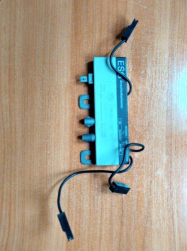 Antenna amplifier rear window for bmw e36 6524 1387751 65.24-1 387 751