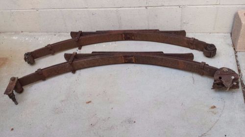 Pair of toyota 4x4 rear leaf springs 79-85 hilux pickup 4runner