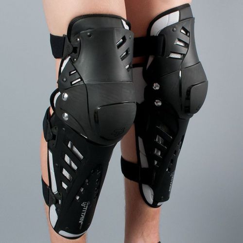 Fox titan race knee guards one size