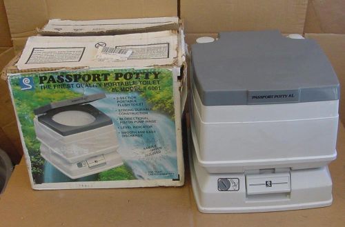 Passport potty portable toilet 8l model 6001 camping travel toilet