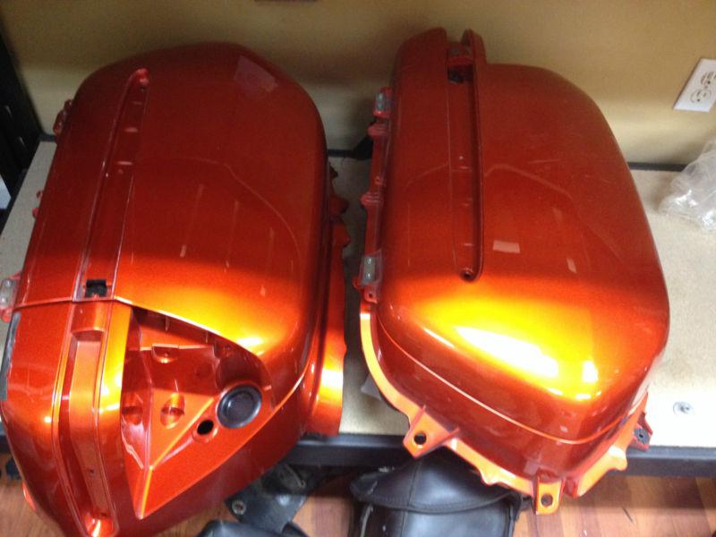 Buy HONDA GOLDWING SADDLE BAGS PEARL SUNBURST ORANGE in Lecanto, Florida, US, for US 20.00