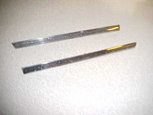 1962 chrysler r&amp;l front fender die cast chrome lower trim spears 2099724/2099725