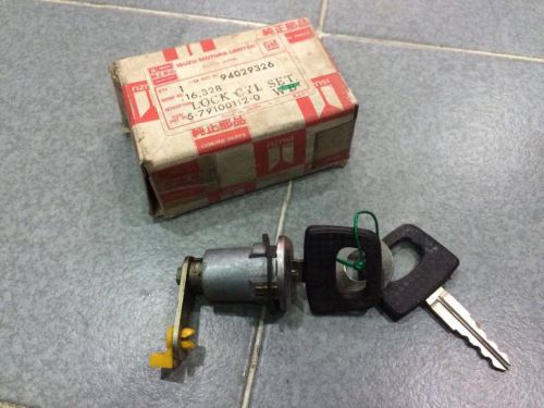 Isuzu kb20 kbd chevy luv . lock door set genuine nos japan