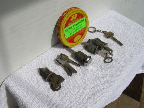 Vintage ford and mercury lock set ignition and door locks misc original  keys