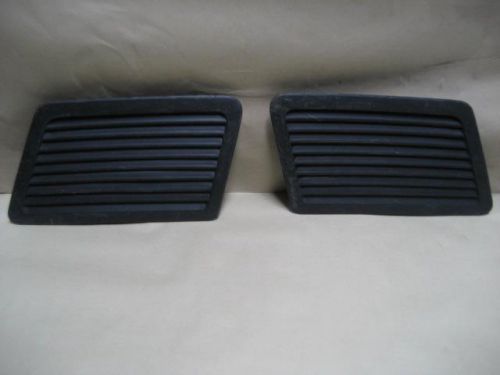 2007 2008 2009 ford mustang shelby gt 500 hood scoops left and right oem