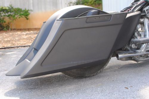 Bagger stretched 6&#034; down &amp; out saddlebags overlay fender  harley 1997-2008 flh