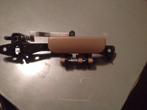 98-04 chevy s10, blazer, jimmy, bravada, (tan) glovebox handle