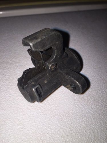 Mopar glove box latch late 1960&#039;s early 1970&#039;s nos l@@k 68 69 70 71 72