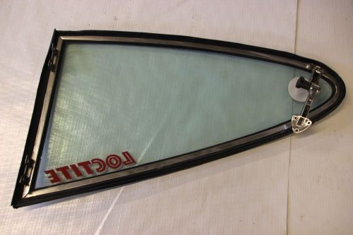 Porsche 911 quarter window panel