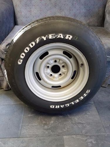 Vintage 70&#039;s unused goodyear steelgard rwl gr70-15 tire w/ rim, 1976 corvette gm